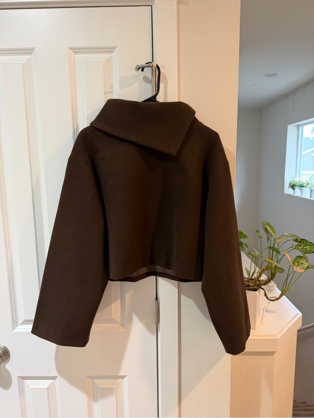 Commense Dark Brown Cropped Top with Wide Collar